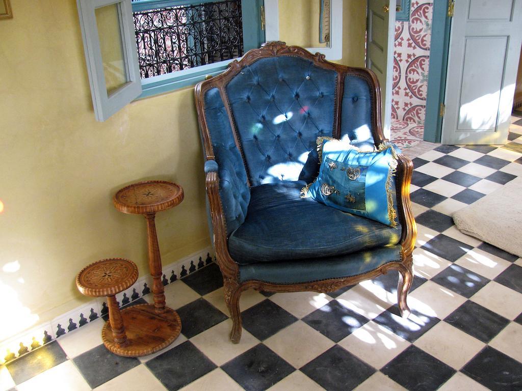 Maison Des Palmiers Szavíra Szoba fotó